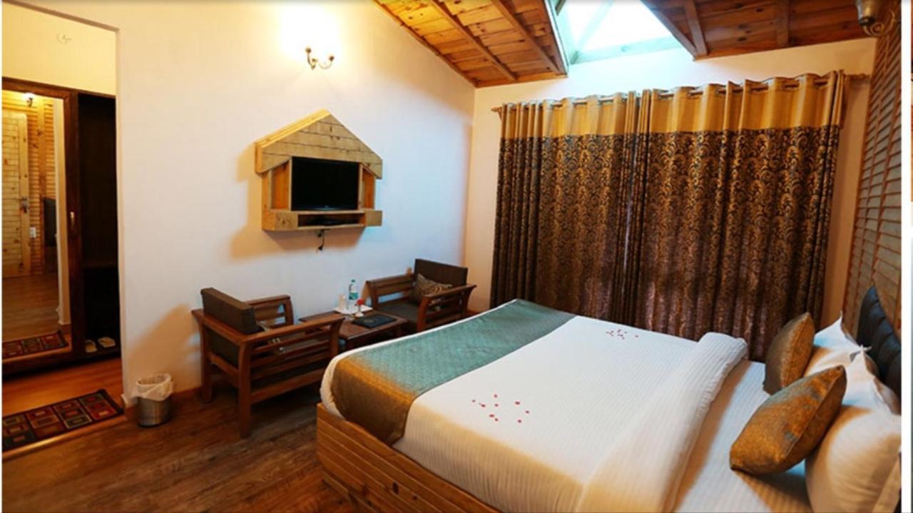 נייניטל Amar Valley Resort מראה חיצוני תמונה